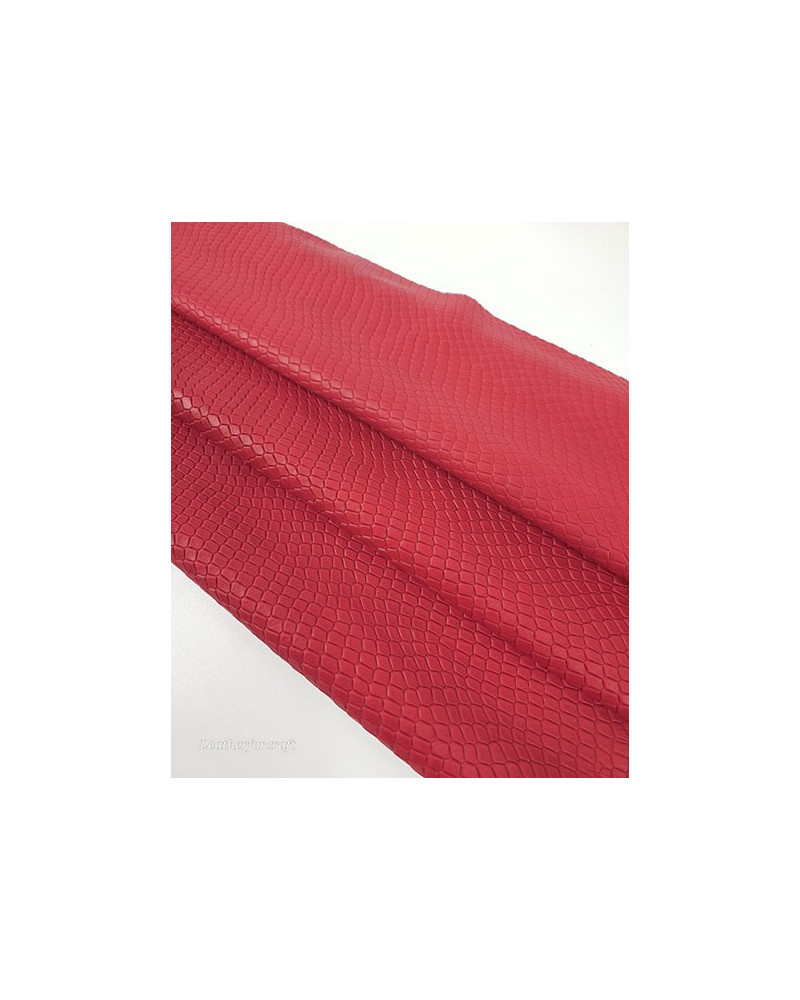 Scarlet Garda Embossed Luxurious Round Natural Soft