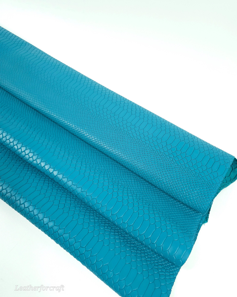 Capri Breeze Anaconda Embossed Amazing Relief Snake 0Z 1988 Leather