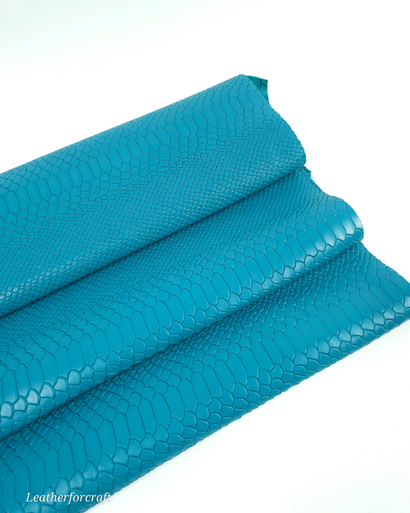 Capri Breeze Anaconda Embossed Amazing Relief Snake 0Z 1988 Leather