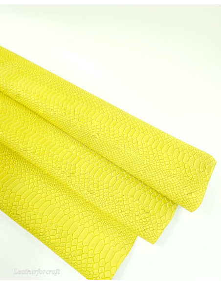 Green Sheen Anaconda Embossed Amazing Relief Snake 0Z 1988 Leather