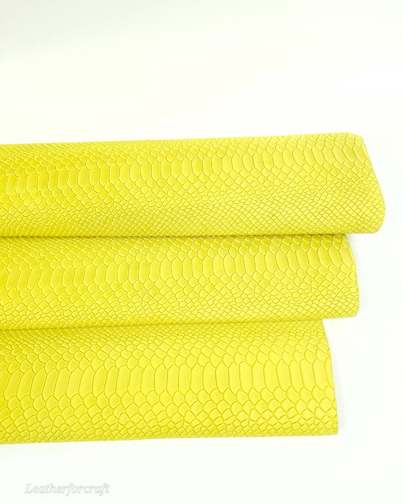 Green Sheen Anaconda Embossed Amazing Relief Snake 0Z 1988 Leather