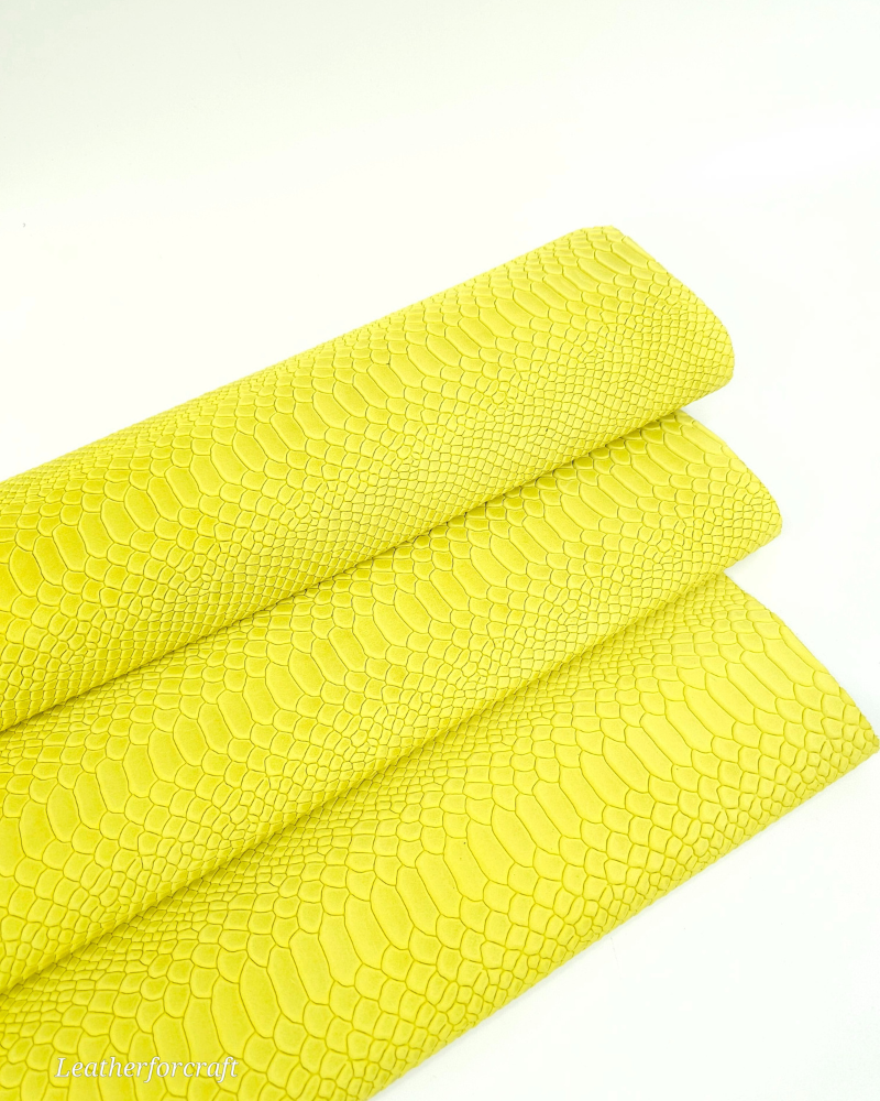 Green Sheen Anaconda Embossed Amazing Relief Snake 0Z 1988 Leather