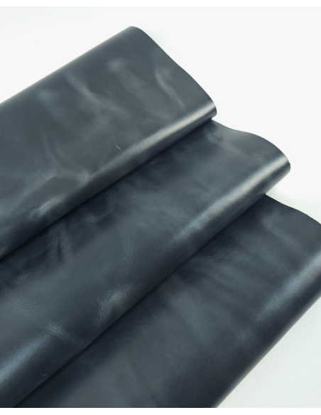 Dark Slate Napoli Full Grain Pull Up Round Sturdy Leather