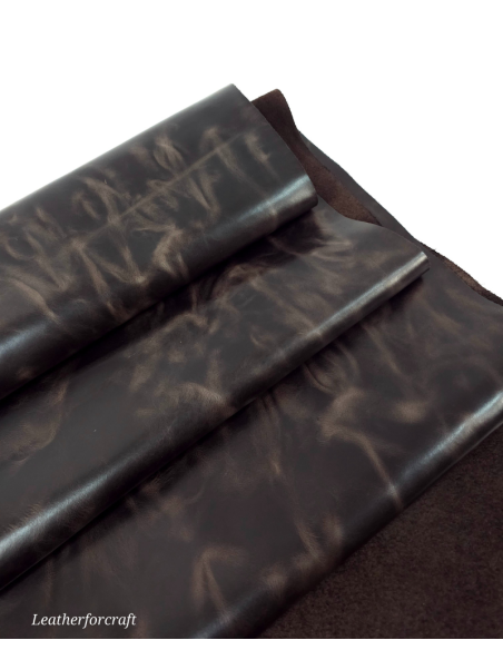 Chocolate Brown Ciclone Hot Pull Up Semi Shine Leather