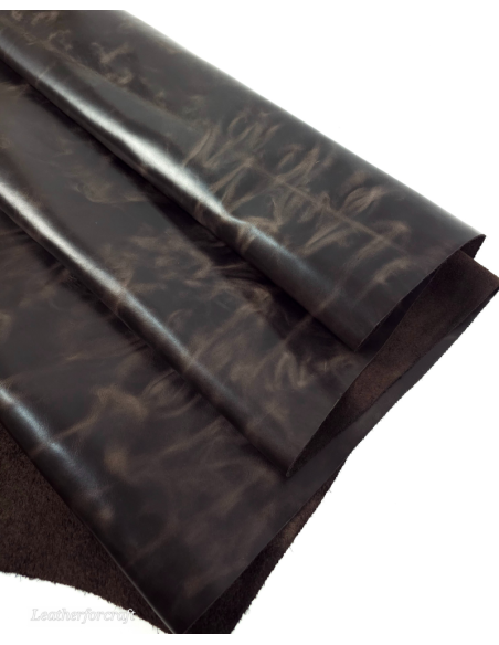 Chocolate Brown Ciclone Hot Pull Up Semi Shine Leather