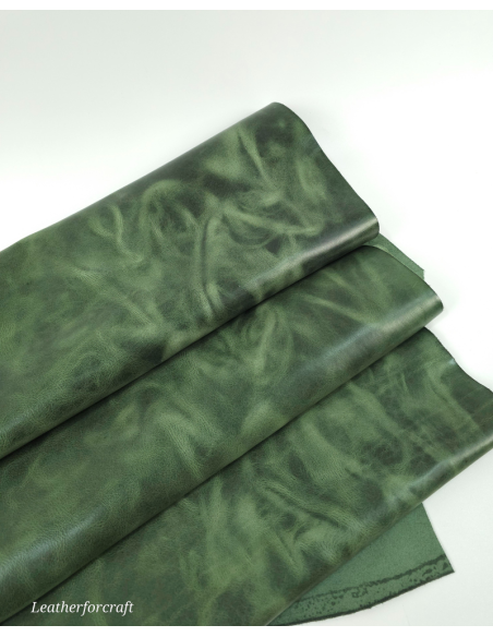 Vineyard Green Ciclone Hot Pull Up Semi Shine Leather