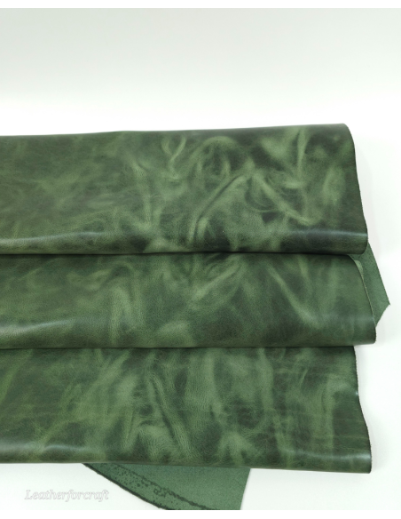 Vineyard Green Ciclone Hot Pull Up Semi Shine Leather