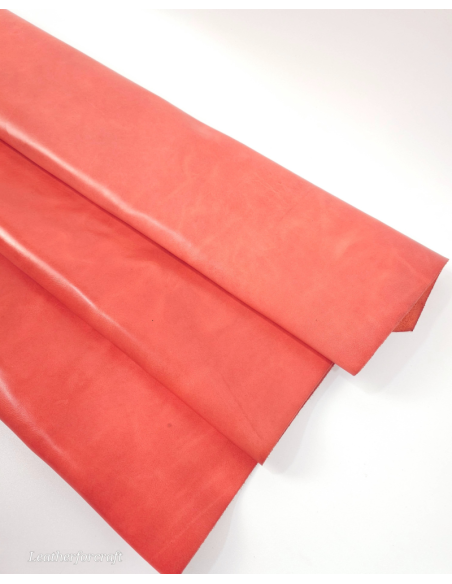 Coral Ciclone Hot Pull Up Semi Shine Leather