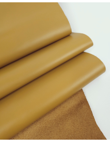 Cayote Havanna Sporty Classy Smooth Nappa Uniform Grain Leather