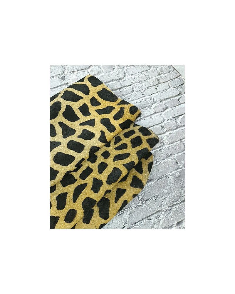 Giraffe Hair on Hide Leather (Animal Print)